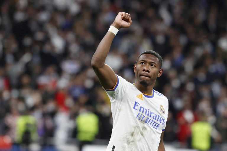 Alaba egy műanyag székkel ünnepelte a Real Madrid továbbjutását érő gólját