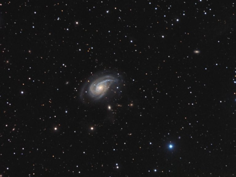 Káprázatos fotót készítettek egy különleges spirálgalaxisról
