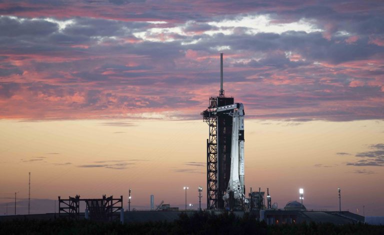 Végleg befejezte a SpaceX a Crew Dragon űrhajók gyártását