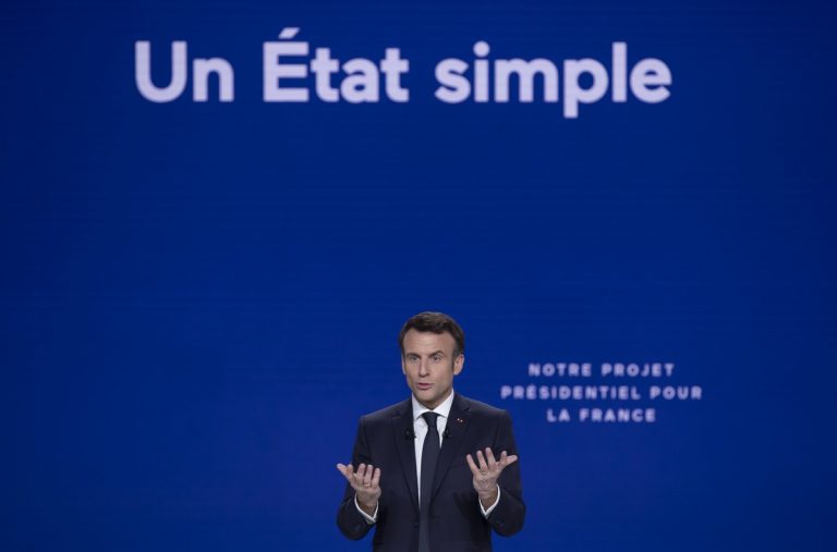 Macron szerint a NATO „elektrosokkot kapott az ébredéshez”