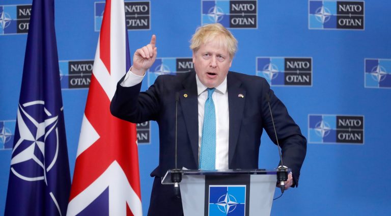 Boris Johnson szerint Putyin megbukott, és csak erősebbé teszi az ukrán nemzetet