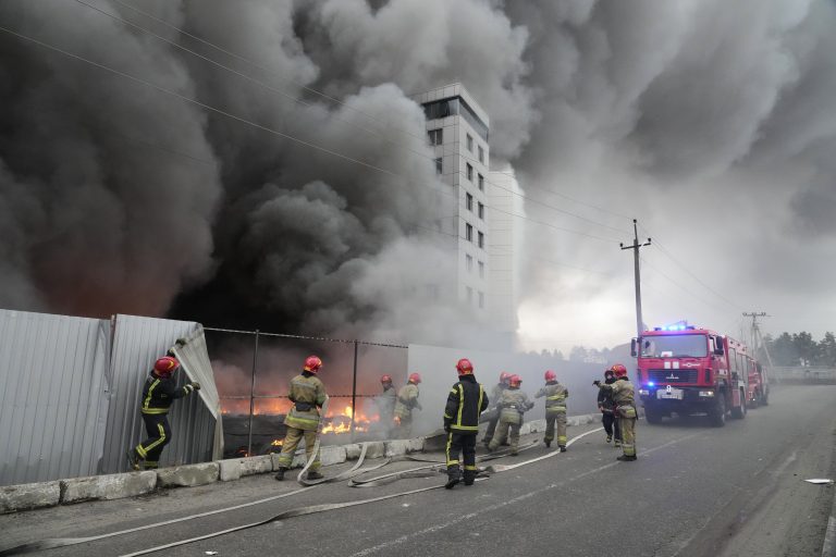 Megrendítő videó érkezett a bombázás sújtotta Volnovakhából