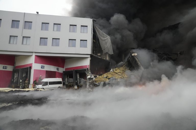 22-re emelkedett a Csernyihiv városát ért bombatámadás halálos áldozatainak száma