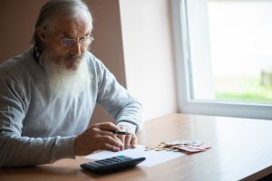 Ha minden jól alakul, valóban jöhet a 14. havi nyugdíj