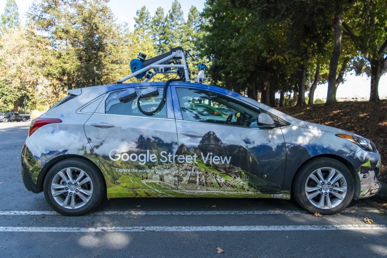Jövő héten indul Magyarország feltérképezése, jönnek a Google autói