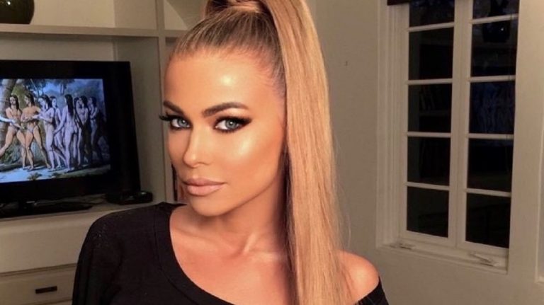 Carmen Electra megmutatta a fenékformáját, nesze neked párhuzamos dimenzió