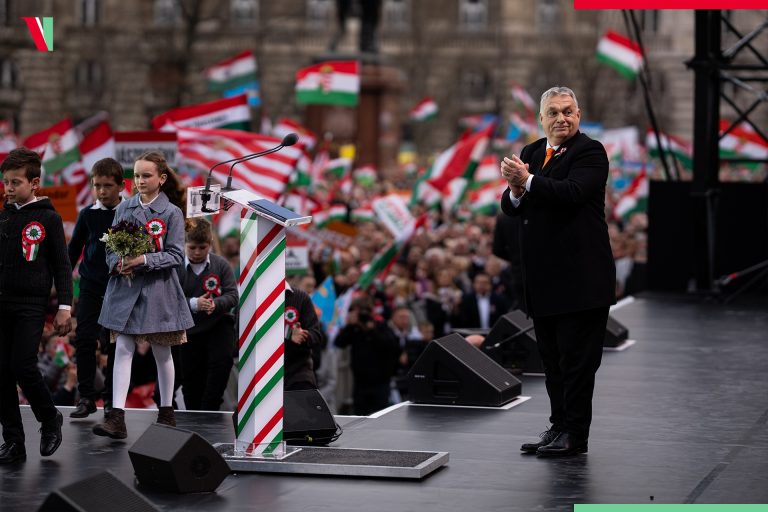 Orbán Viktor személyesen hívott fel egy választót, hamar meggyőzte (videó)