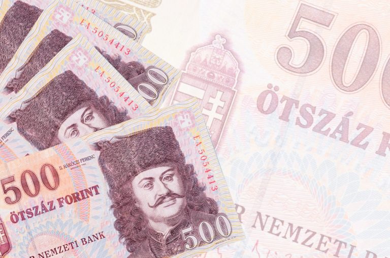 Pozitívan indította a hetet a forint