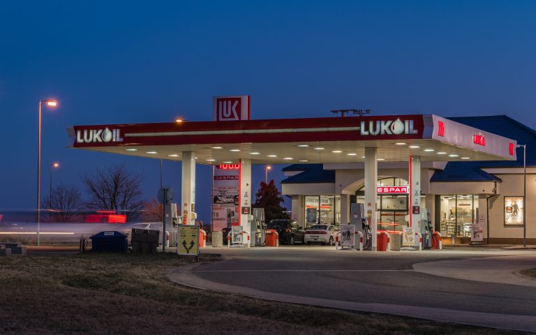 Idő előtt lemondott a Lukoil elnöke, még igazgatótanácsi posztját sem tartja meg