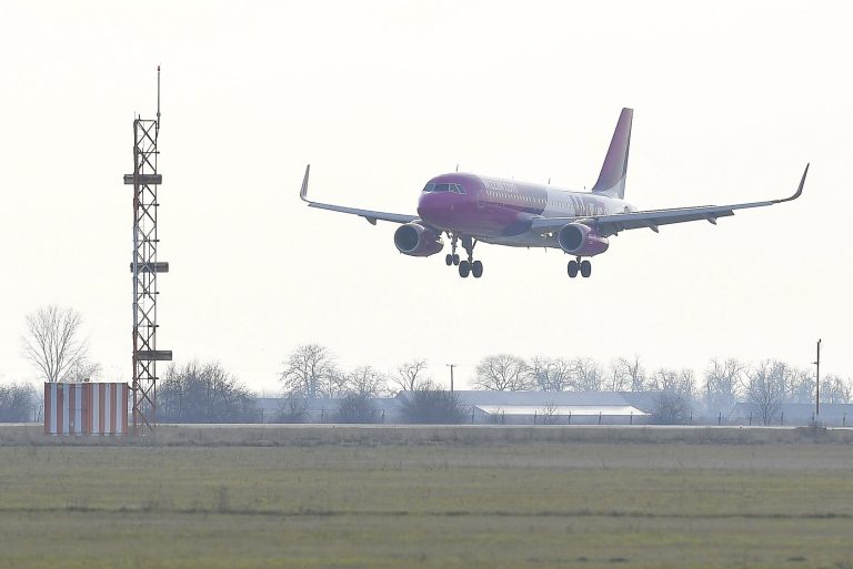 Sajtóhír: a WizzAir újraindítja a járatait Ukrajna felé