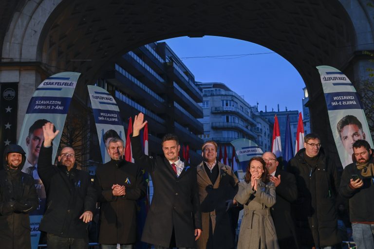 „Addig nem nagyon van esélye az ellenzéknek, amíg a Fidesz nem kezdi elveszíteni támogatóit”