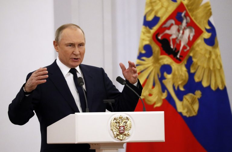 Putyin gyors megtorlást ígért mindazon országoknak, melyek beleavatkoznak a háborúba
