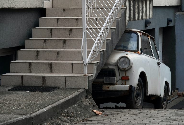 Tíz év után ez a rendszám tűnik el a magyar utakról