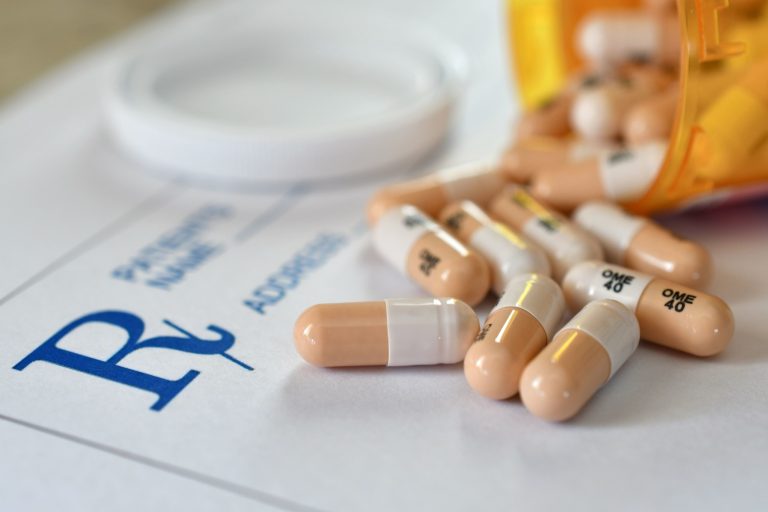 Bekeményíthetnek a gyógyszergyártók, az oroszok élete forog kockán