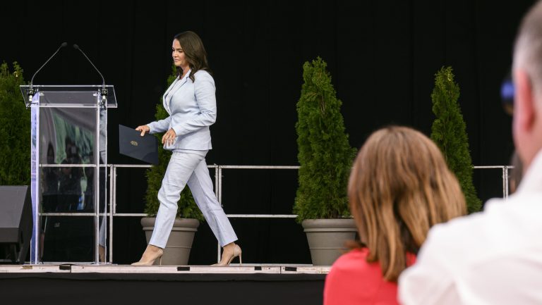 Novák Katalin tökéletes, elegáns és csinos megjelenése az ünnepélyes megnyitón (fotók)