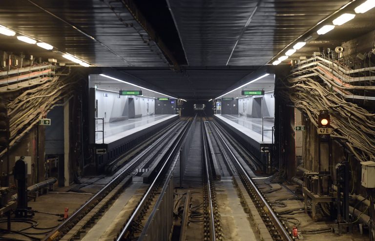 Budapestiek figyelem: a 3-as metró felújítása miatt változik a forgalmi rend