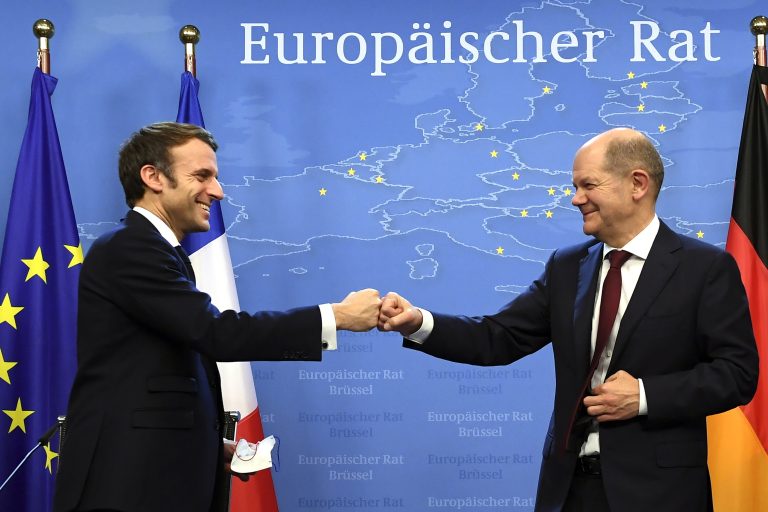 Scholz és Macron tűzszünetre szólította fel Putyint szombaton