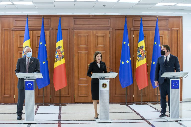 „Ukrajna, Moldova és Grúzia az európai családhoz tartozik”