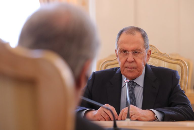 Lavrov: Oroszország nem akar kontinentális háborút, de óvatos a nyugati kormányok szándékaival