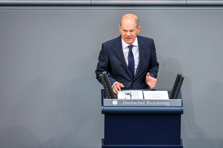 Scholz egy új EU-s pénzügyi alapra tett javaslatot Ukrajna támogatására