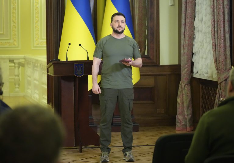 Zelenszkij: több mint félmillió ukrán állampolgárt deportáltak Oroszországba