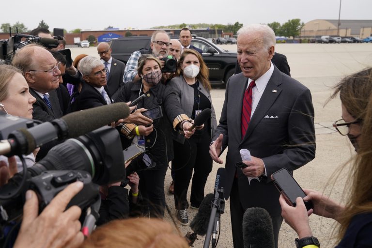 Biden szerint sok esetben bolondot csinálnak az orosz hadseregből