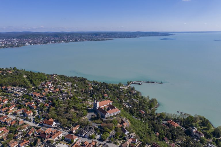 Hatalmas áremelkedés a Balatonon, 90-110 millióba kerül egy nyaraló