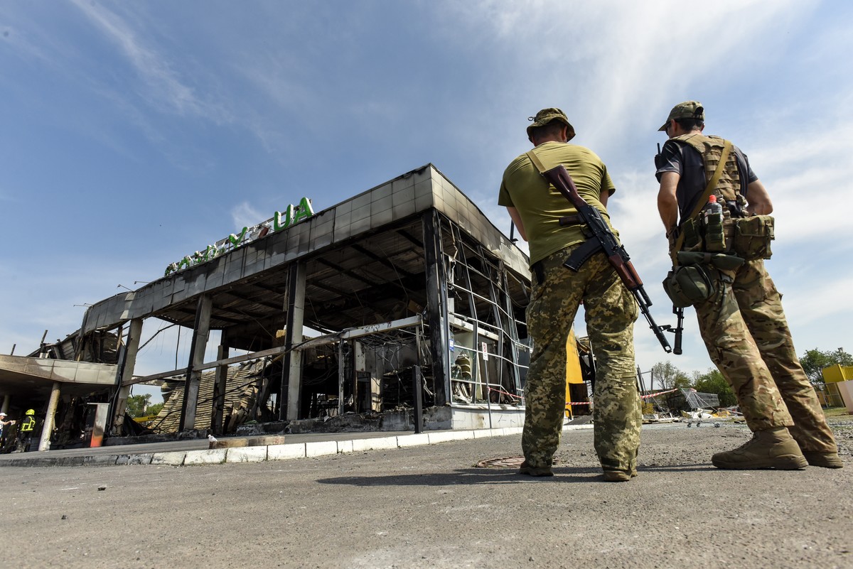 35 súlyos sérültet ápolnak kórházban a kremencsuki plázatámadás után