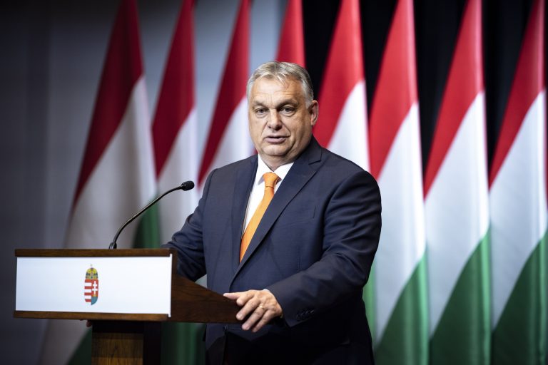 Orbán Viktor üzent az EU-csúcs előtt, kemény menet várhat rá Brüsszellel szemben