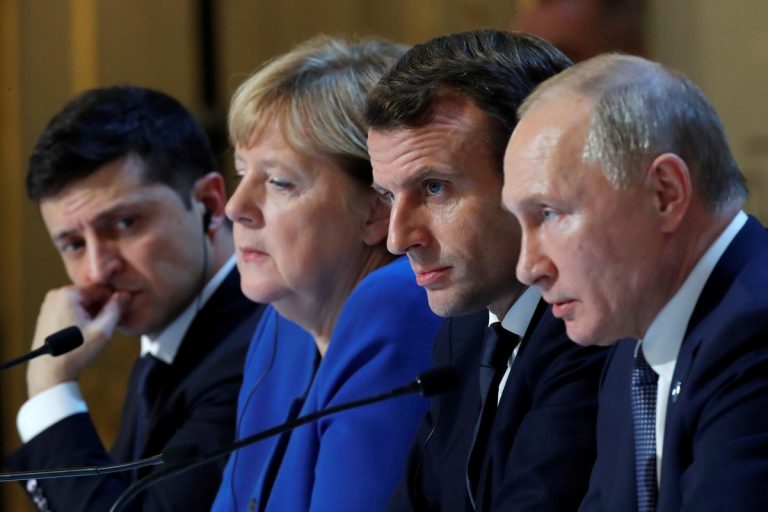 A Kreml nem tartja kizártnak a Putyin – Zelenszkij találkozót