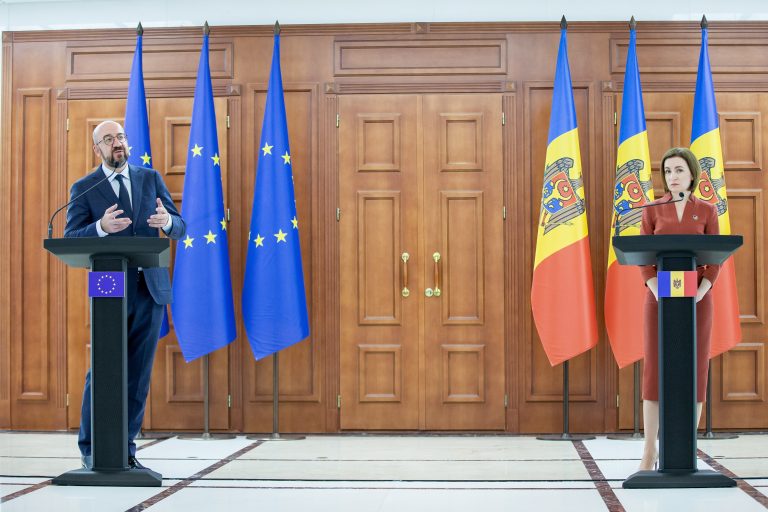 Moldova azt fontolgatja, hogy katonai segítséget kér