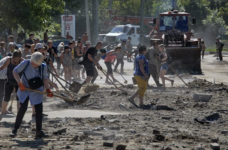 Robotokat szállítanak Ukrajnába a britek, rengeteget életet menthetnek meg