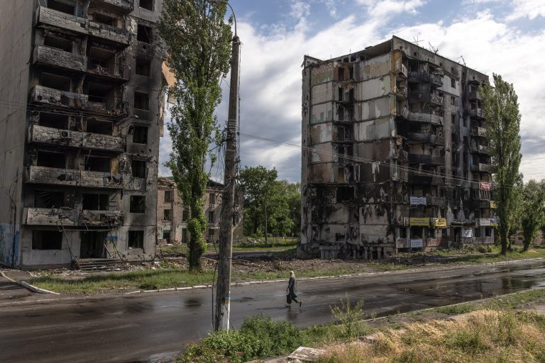 Oroszország: az ukrán sereg egészségügyi intézményekbe telepít fegyvereket, pajzsként használják a civileket