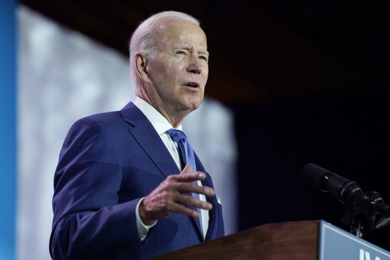 Már a The New York Times is kételkedik Joe Biden „politikai életképességében”