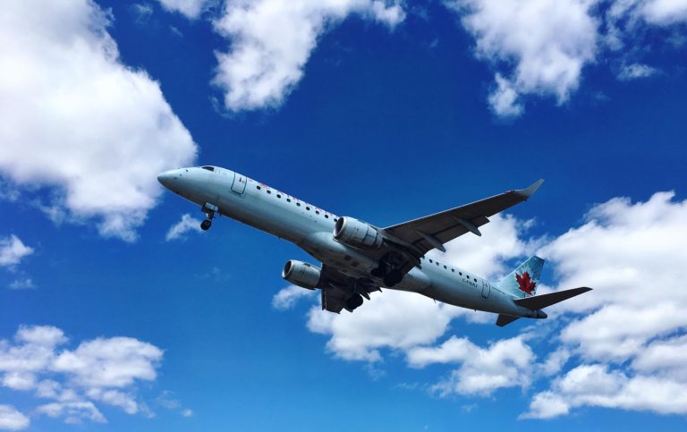 Az Air Canada 25 utast szállított le járatáról, magyarázat nélkül