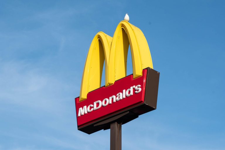 Leveszi az egészséges ételeket a menüről a McDonald’s, hogy több profit legyen