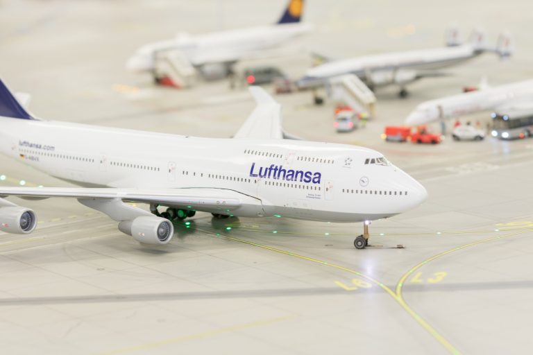 Akkora a létszámhiány, hogy a Lufthansa nyáron több mint 2000 járatát törli