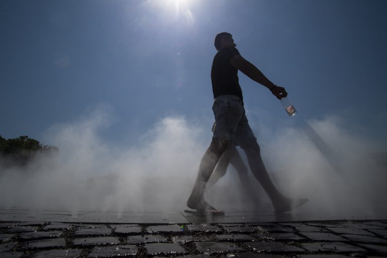 Bejelentette a Belügyminisztérium, életbe lép a vörös kód, 40°C körül is alakulhat a maximum