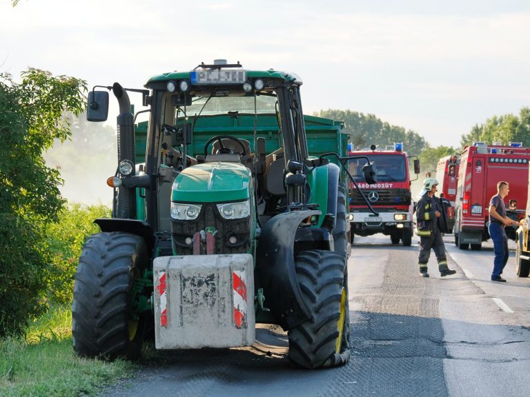 Ittas traktoros ütötte el a Csongrád-Csanád megyei motorost, aki belehalt a sérüléseibe