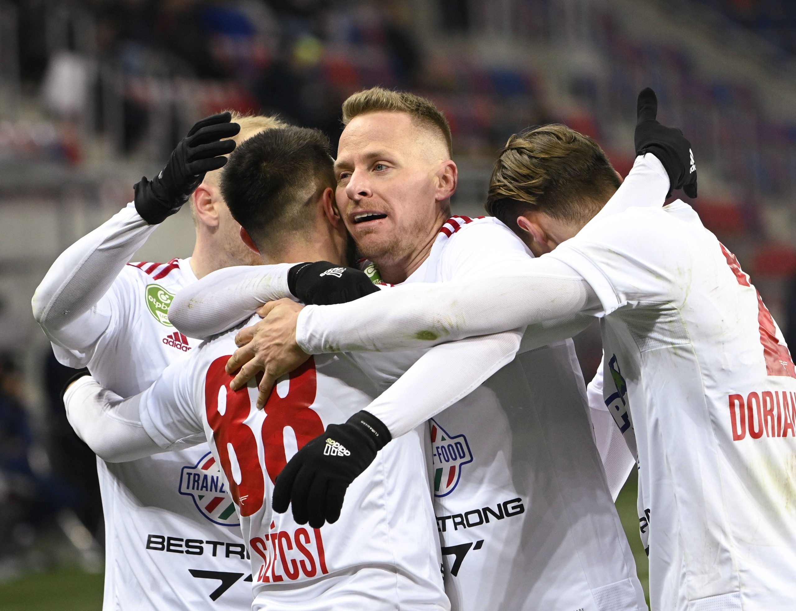 Hivatalos: meghosszabbították Dzsudzsák Balázs szerződését, marad Debrecenben