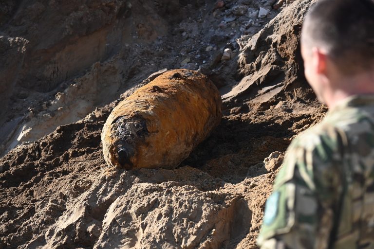 Nem unatkoznak a Magyar Honvédség tűzszerészei, sorra kerülnek elő a világháborús bombák