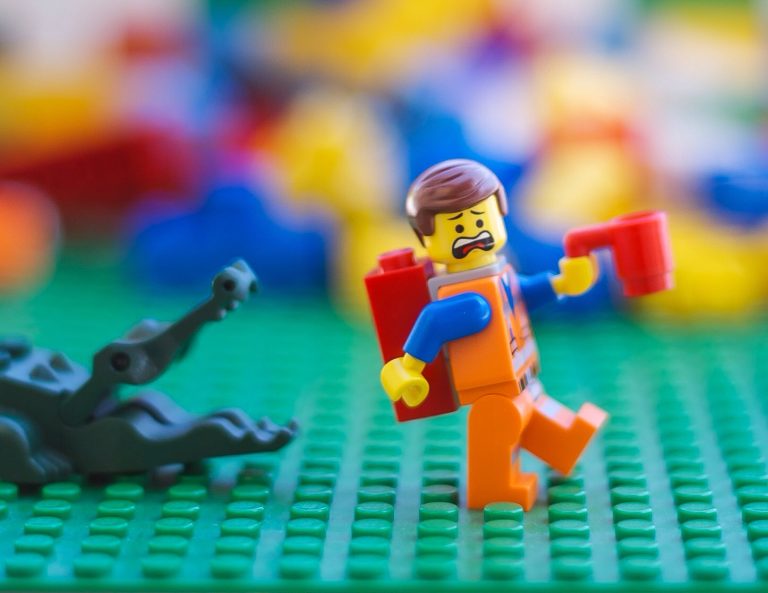 A Lego bejelentette, „határozatlan időre” beszünteti minden tevékenységét Oroszországban