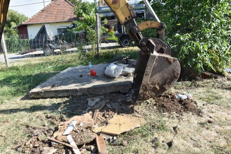 Íme a részletek a 13 éve eltűnt lány ügyéről – vérfagyasztó beszámoló a rendőrségtől (képek, videók)