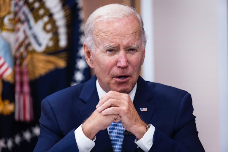 Biden sürgeti Kínát, hogy vegyen részt az atomsorompó-tárgyalásokon, szót ejtett Oroszországról is