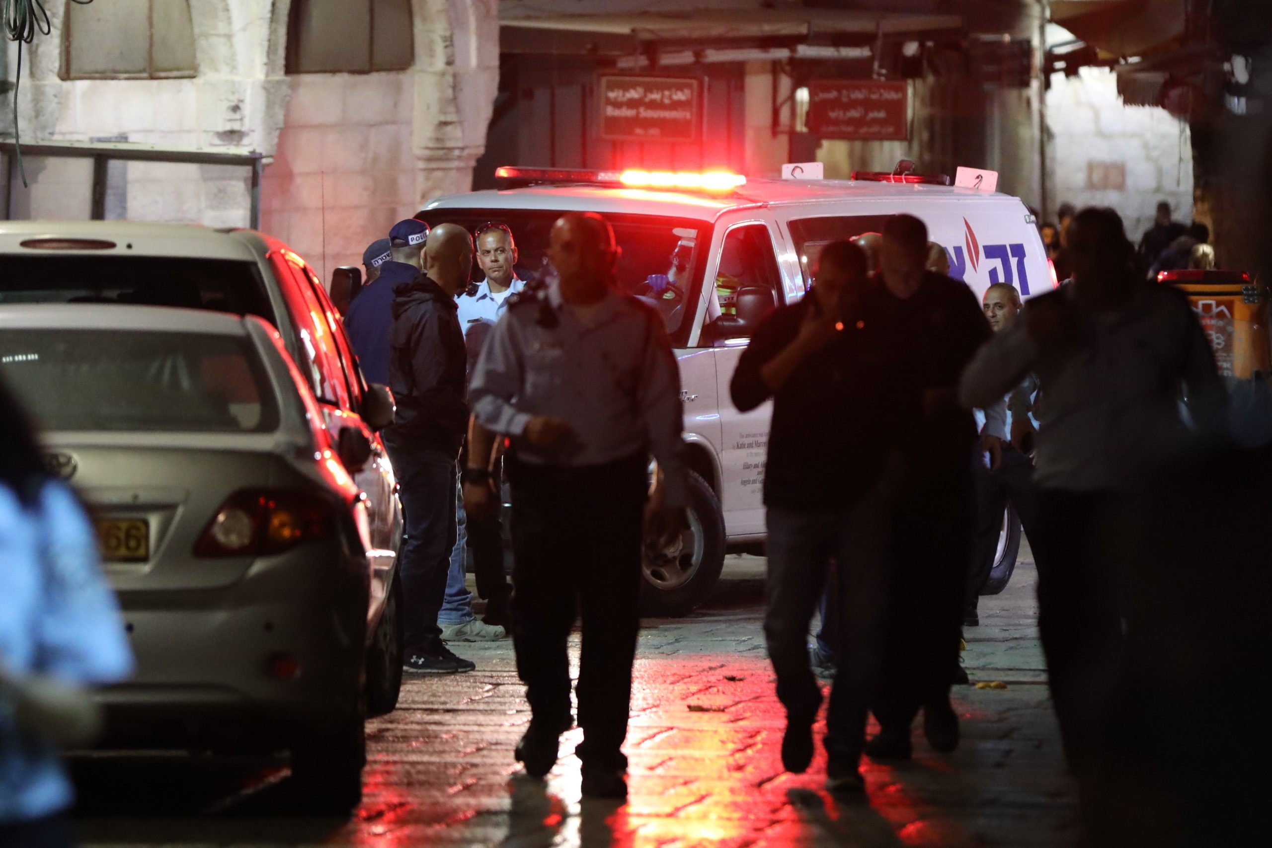 Elfogták a jeruzsálemi lövöldözés gyanúsítottját, aki egy terhes nőt is meglőtt