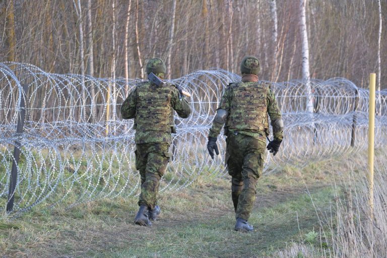 Újabb ország tiltja ki gyakorlatilag a területéről az oroszokat