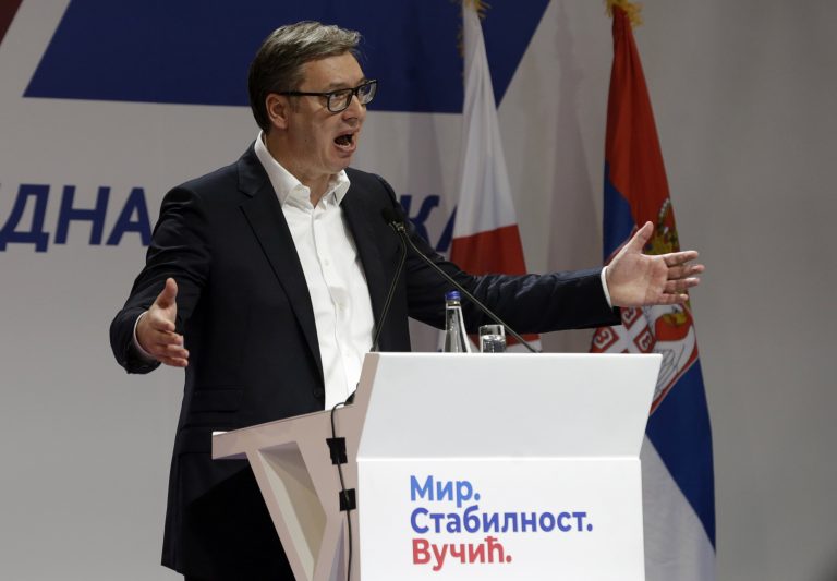Aleksandar Vucic: Szerbia nem fog oroszellenes szankciókat alkalmazni, „amíg csak lehet”