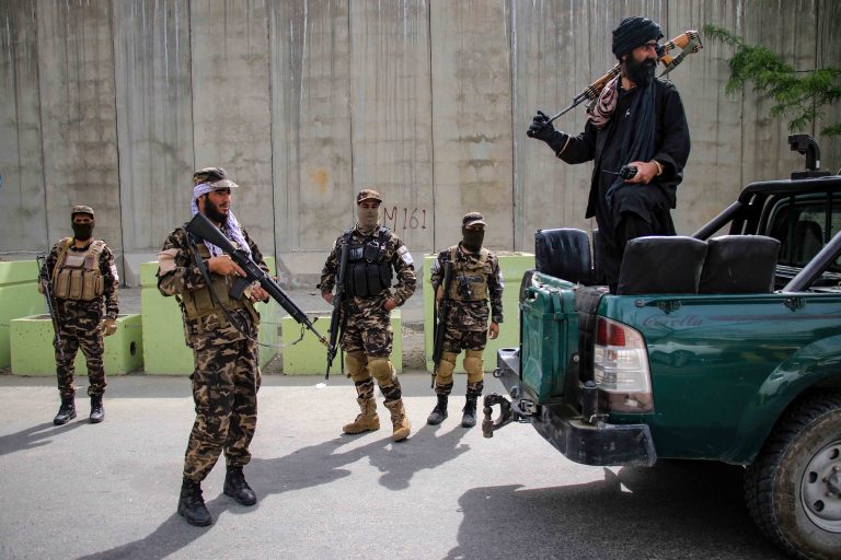 Legkevesebb 8-an meghaltak egy kabuli robbantásban – az iszlám állam vállalta a felelősséget