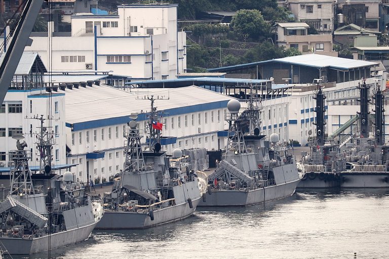 Az USA, Japán és Ausztrália is felszólította Kínát, azonnal hagyja abba a hadgyakorlatokat