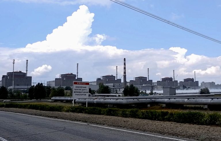 Oroszország fényképes bizonyítékokat adott át az ENSZ-nek a zaporozsjei atomerőmű ukrán támadásokról